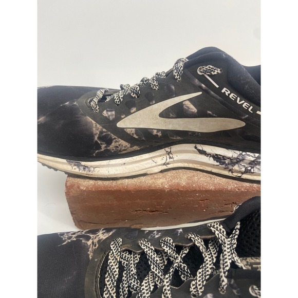 Brooks DNA Revel 5‎ Rare Running Shoes Black /White Marble Print Samples Size 9 main image 12